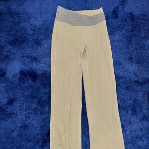 LIKE NEW Lululemon Two-Tone Flare Leggings, Size 6